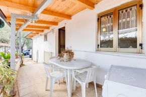 One bedroom appartement at Pisciotta 200 m away from the beach with furnished terrace